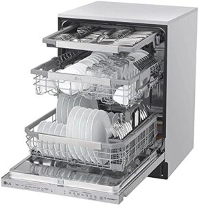 Top Control Smart Wi-Fi Enabled Dishwasher with QuadWash™ and TrueSteam® - A powerful cleaning solution for your kitchen