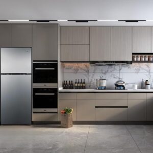 CP972SS Refrigerator-Freezer with stainless steel doors and adjustable shelves